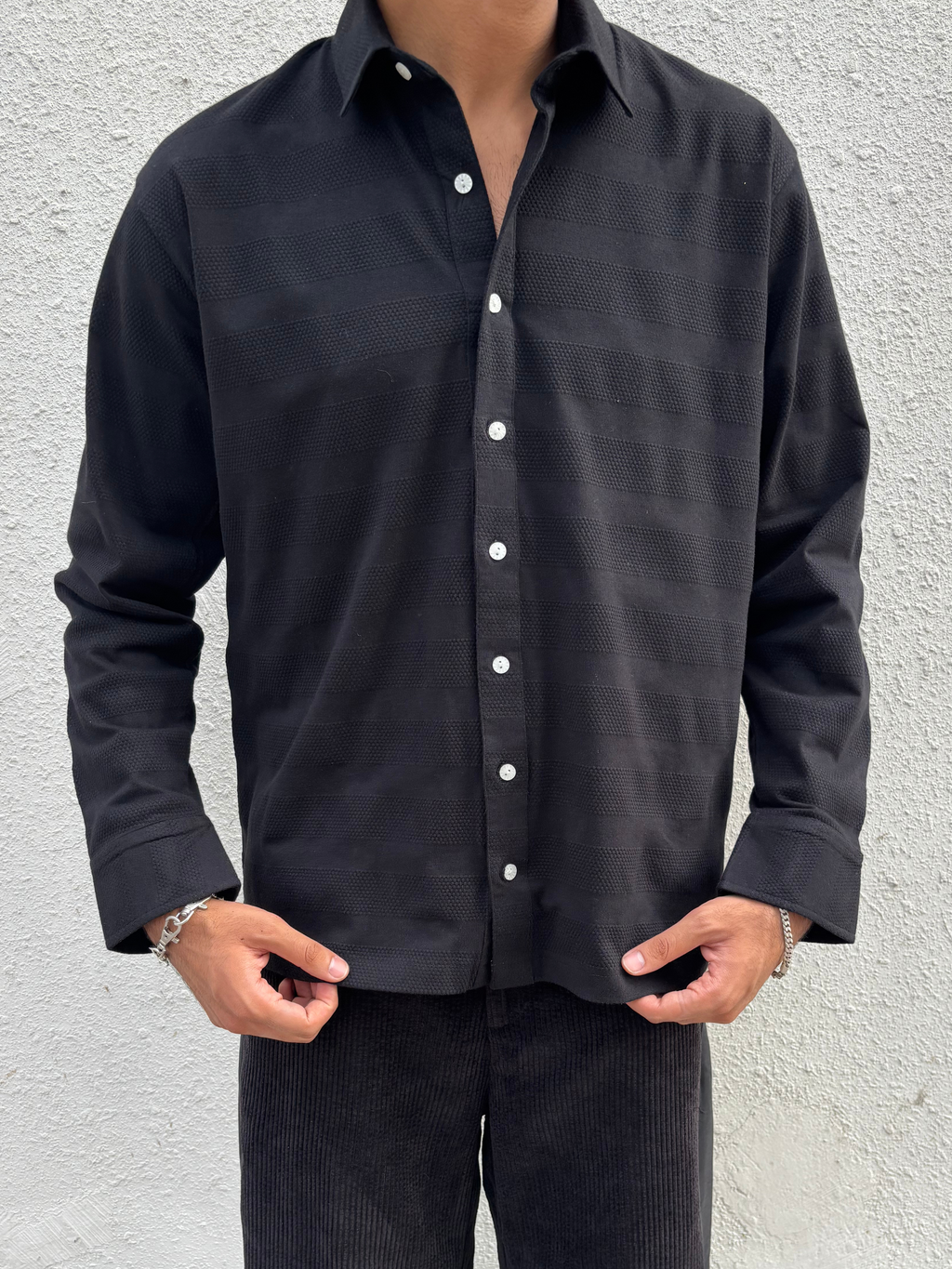 The Interlude Shirt Black
