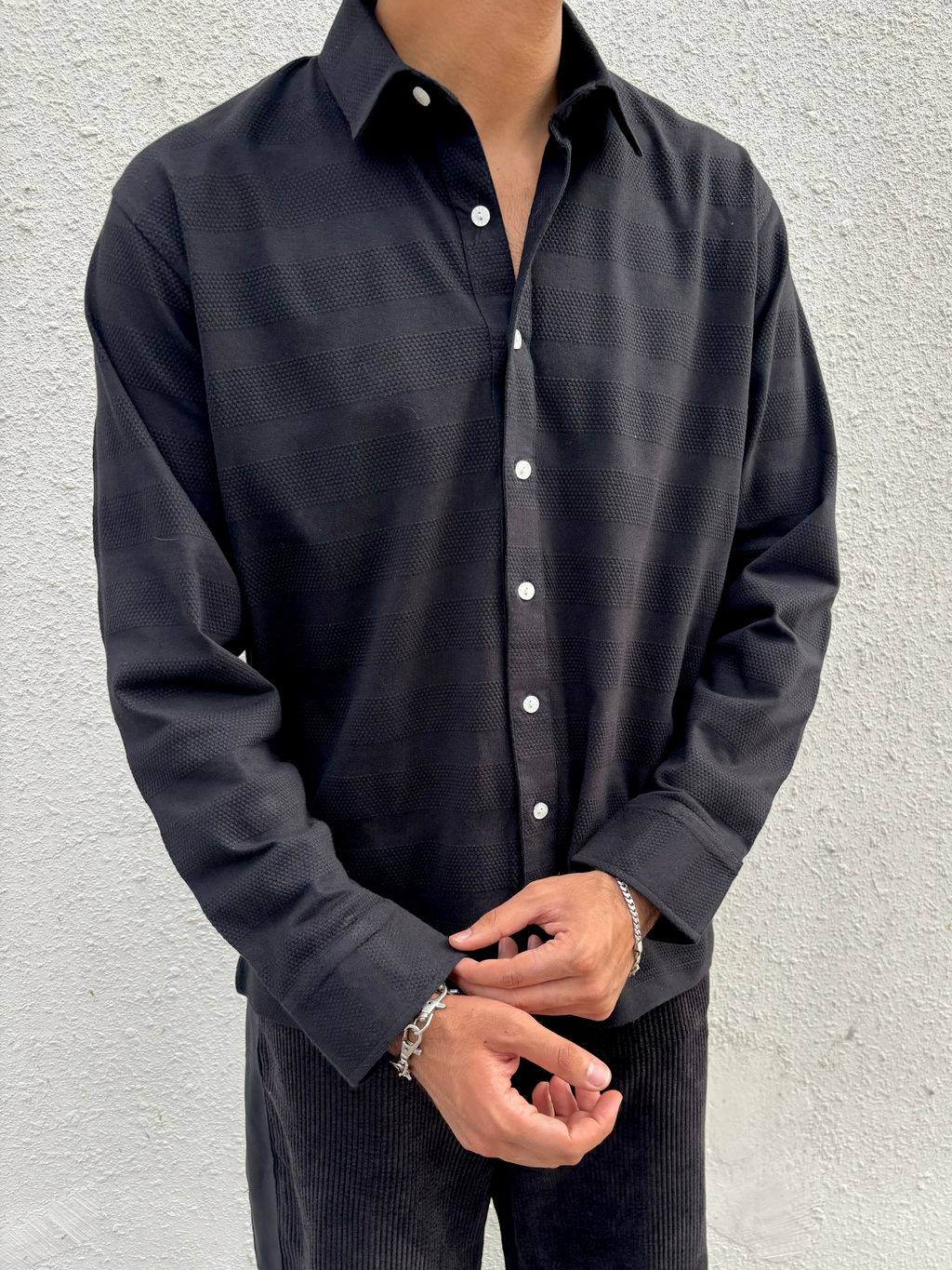 The Interlude Shirt Black