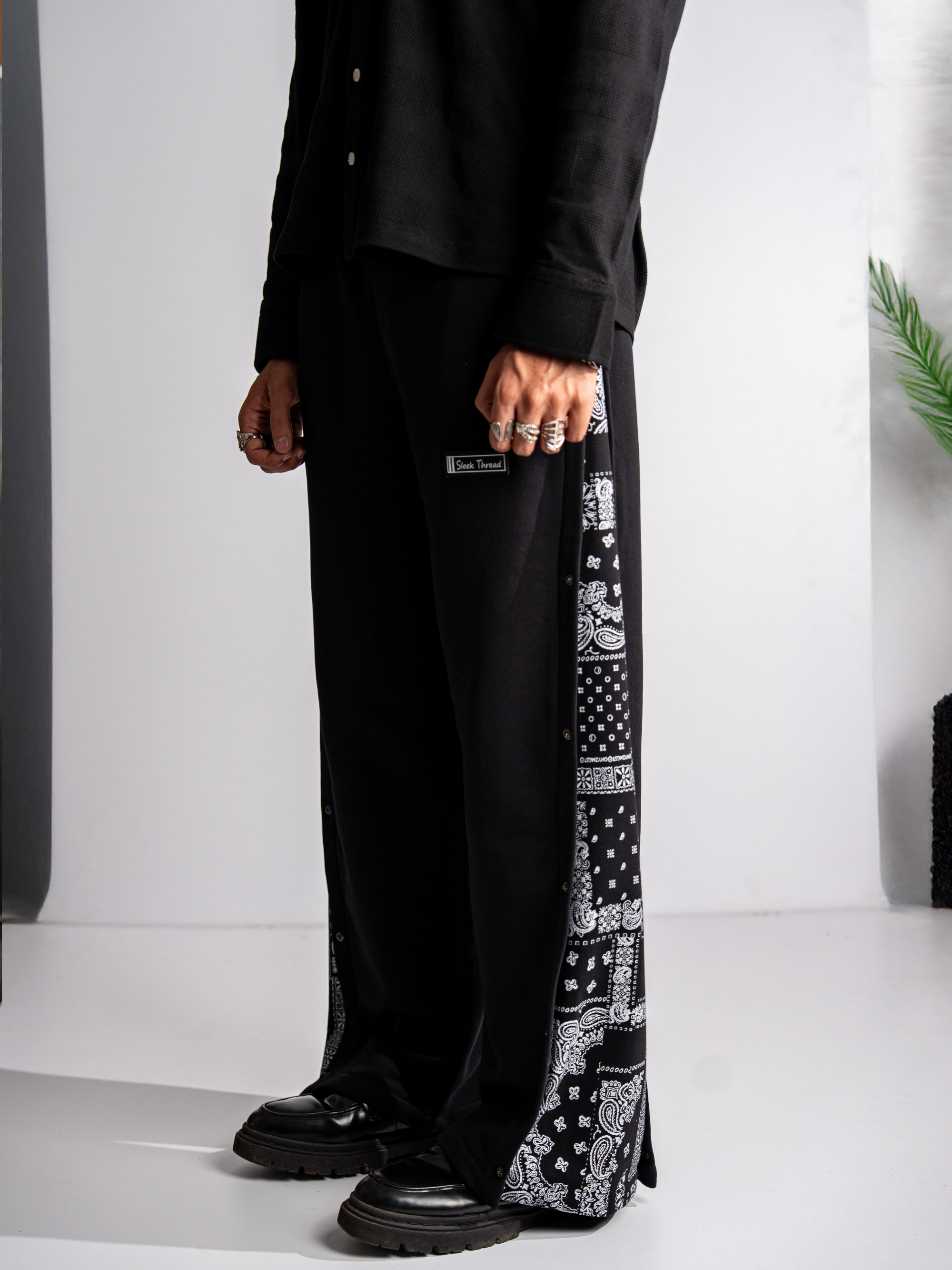 Street Snap Bandana Pants