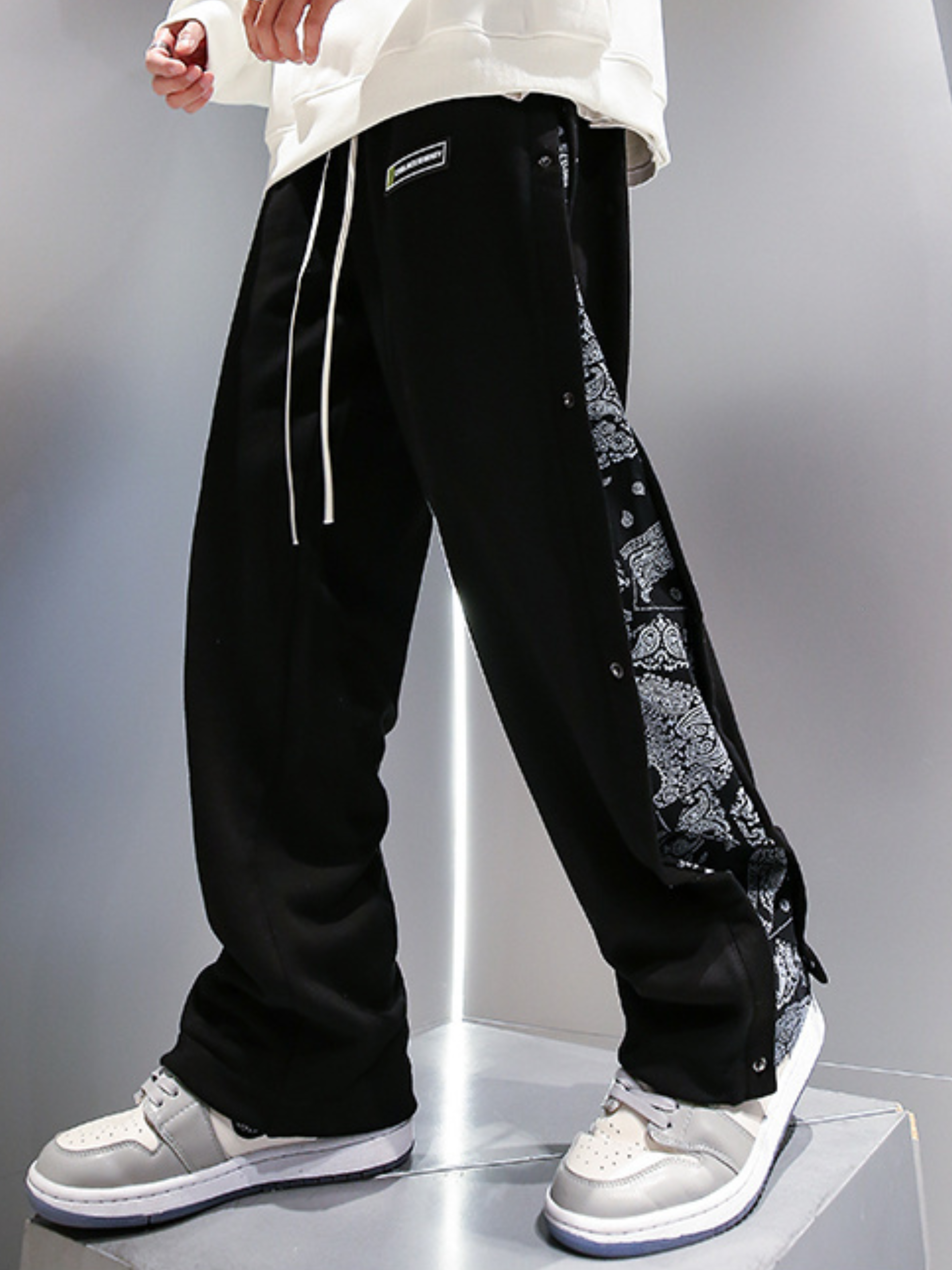 Street Snap Bandana Pants