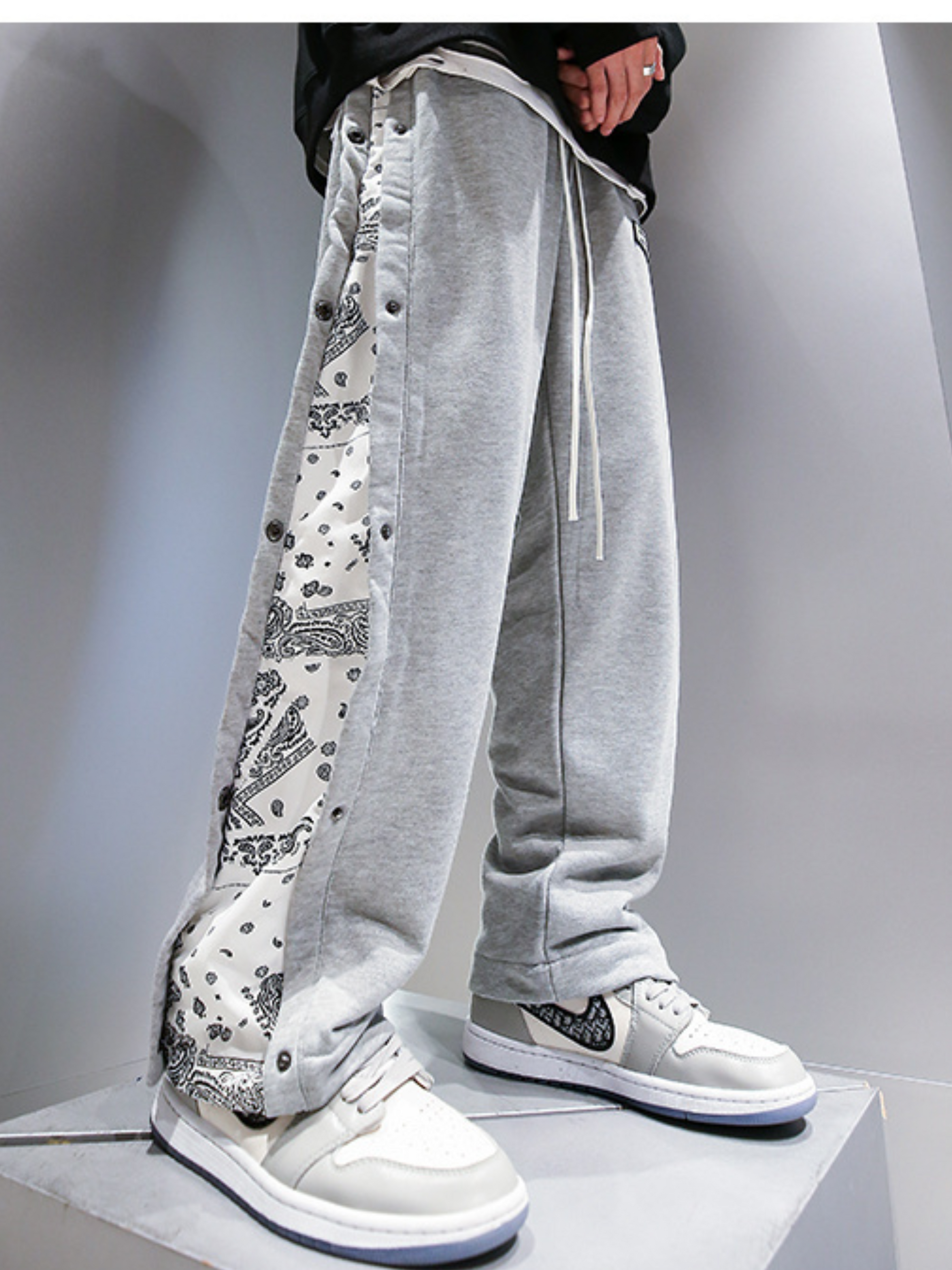Street Snap Bandana Pants