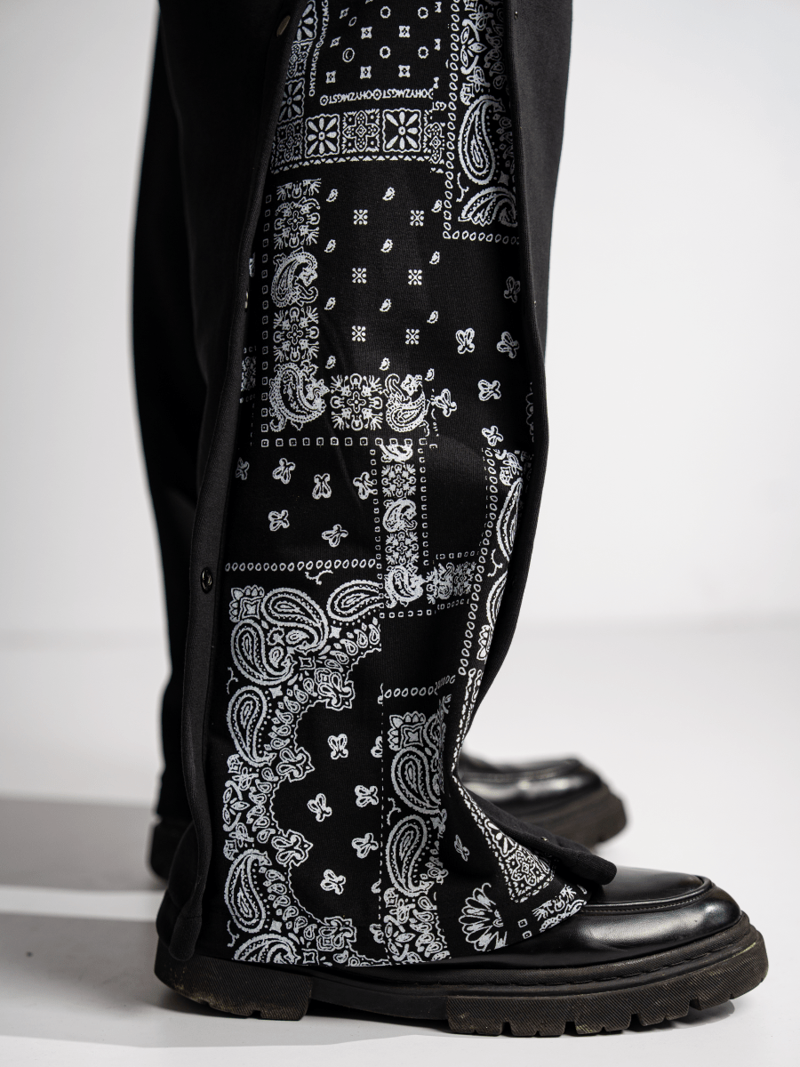 Street Snap Bandana Pants - Sleek Thread