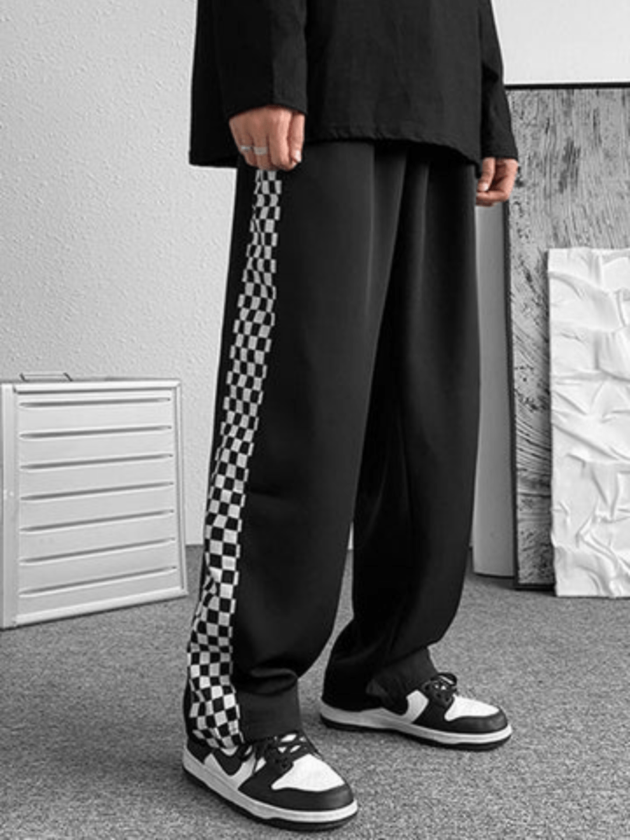 The Checkered Pants - Sleek Thread